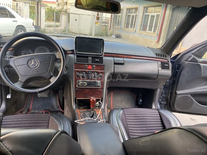 Mercedes E 290 1997, 365,956 km - 2.9 l - Xırdalan
