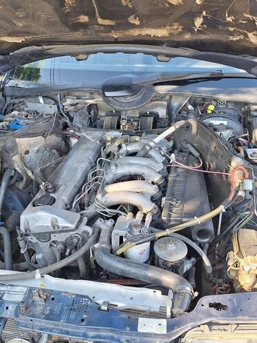 Mercedes E 280 1993, 300,000 km - 2.8 l - Bakı