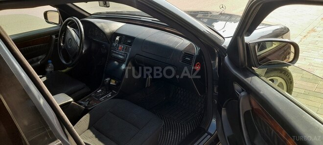 Mercedes C 220 d 1998, 589,956 km - 2.2 l - Quba