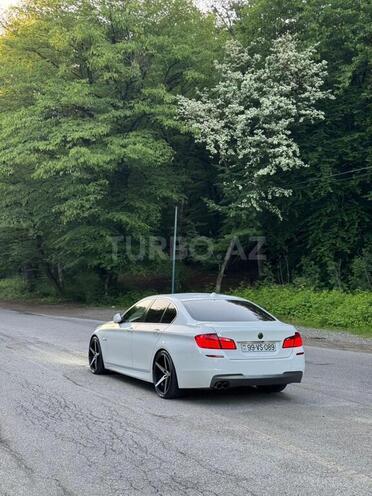 BMW 528 2013, 300,000 km - 2.0 l - Xaçmaz