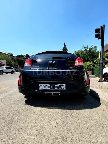 Hyundai Veloster 2015, 119,896 km - 1.6 л - Bakı