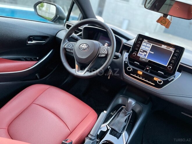 Toyota Corolla 2022, 17,000 km - 1.6 л - Bakı