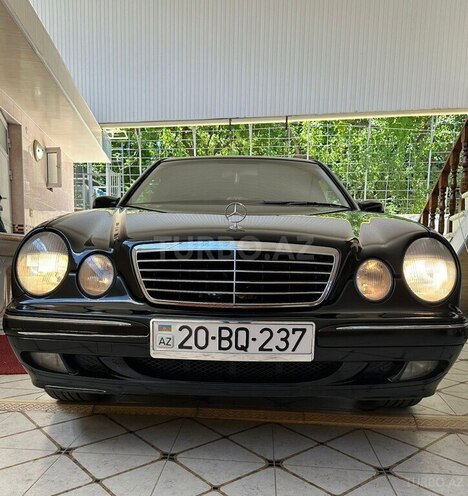 Mercedes E 200 2000, 228,850 km - 2.0 l - Gəncə