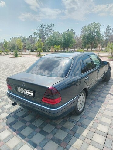 Mercedes C 180 1997, 213,319 km - 1.8 л - Şirvan