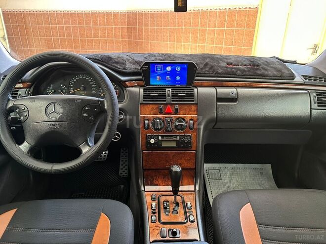 Mercedes E 200 2000, 228,850 km - 2.0 l - Gəncə