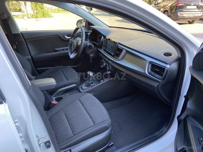 Kia Rio 2018, 90,527 km - 1.6 l - Bakı
