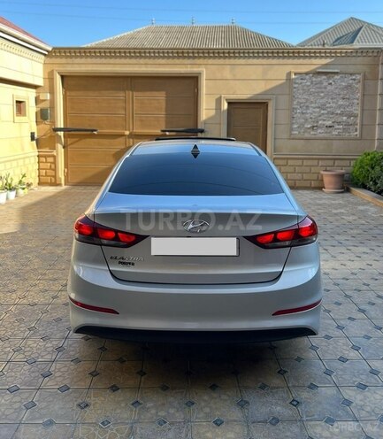 Hyundai Elantra 2017, 124,000 km - 2.0 l - Bakı