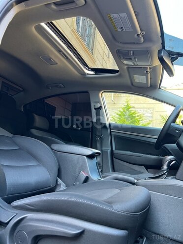 Hyundai Elantra 2017, 124,000 km - 2.0 l - Bakı