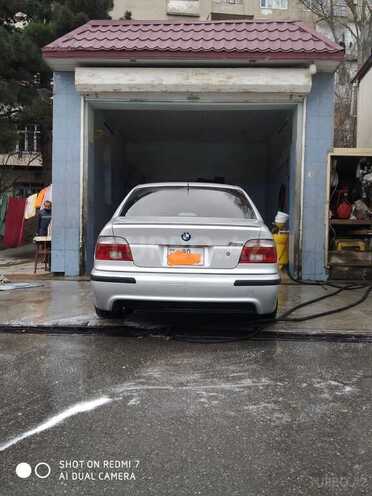 BMW 525 2002, 300,000 km - 2.5 l - Bakı