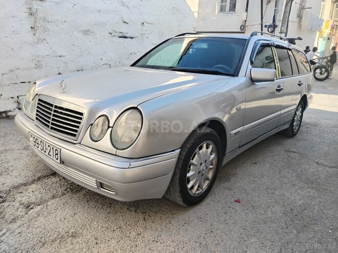 Mercedes E 240 1999, 351,000 km - 2.4 l - Bakı