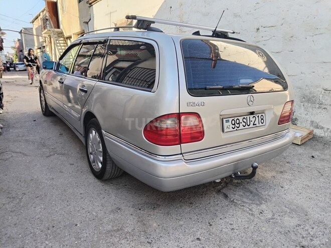 Mercedes E 240 1999, 351,000 km - 2.4 l - Bakı