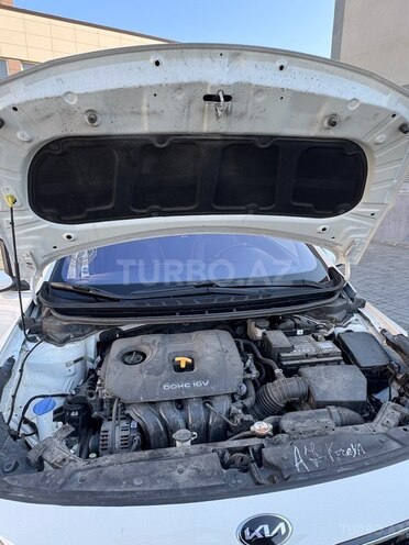 Kia Forte 2017, 179,000 km - 2.0 l - Bakı
