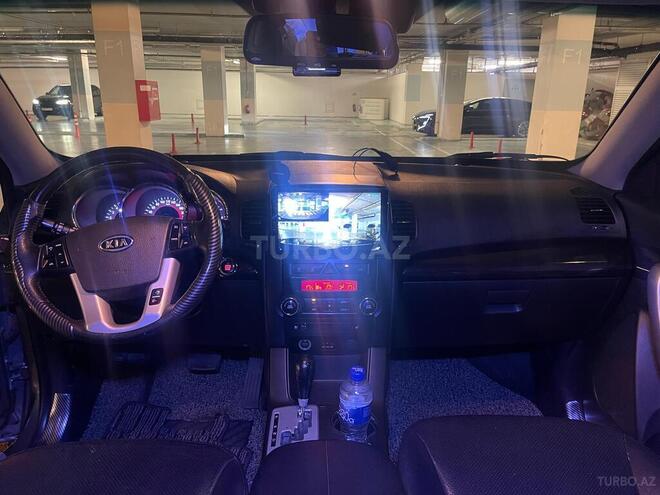 Kia Sorento-8