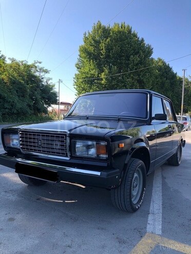 LADA (VAZ) 2107-4