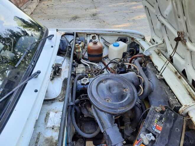 LADA (VAZ) 2106 2000, 79,000 km - 1.6 л - Salyan