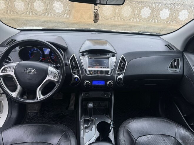 Hyundai ix35 2011, 283,400 km - 2.4 l - Bakı
