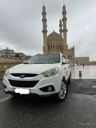 Hyundai ix35 2011, 283,400 km - 2.4 l - Bakı