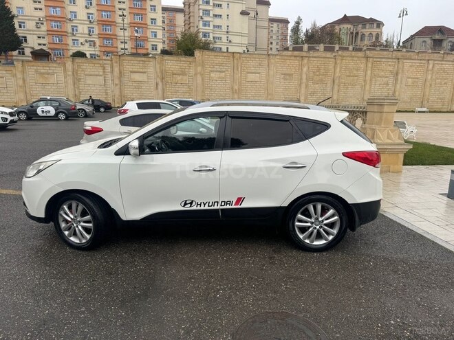 Hyundai ix35 2011, 283,400 km - 2.4 l - Bakı