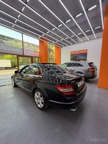 Mercedes C 300-7