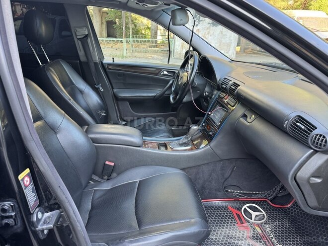 Mercedes C 240 2001, 253,655 km - 2.6 l - Bakı