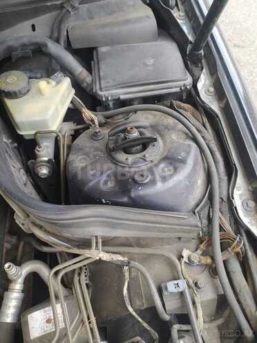 Mercedes C 240 2000, 300,000 km - 2.6 l - Quba