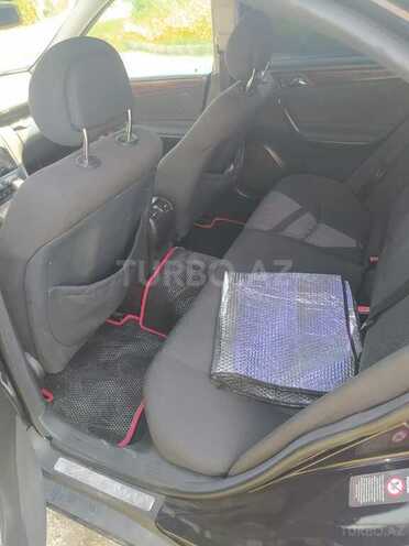 Mercedes C 240 2000, 300,000 km - 2.6 l - Quba