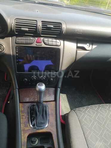 Mercedes C 240 2000, 300,000 km - 2.6 l - Quba