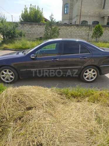Mercedes C 240 2000, 300,000 km - 2.6 l - Quba