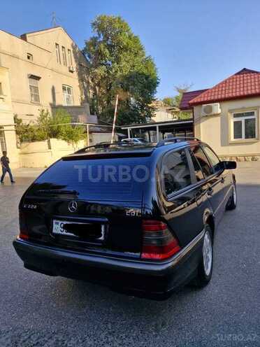 Mercedes C 220 d 2000, 274,000 km - 2.2 l - Bakı