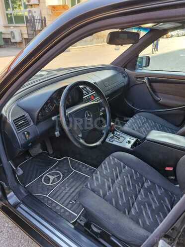 Mercedes C 220 d 2000, 274,000 km - 2.2 l - Bakı