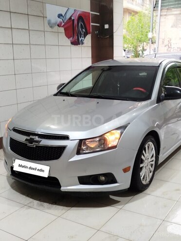 Chevrolet Cruze-1
