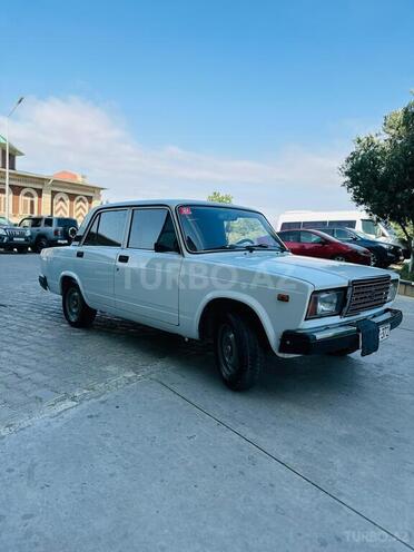 LADA (VAZ) 2107 2009, 88,000 km - 1.6 л - Bakı