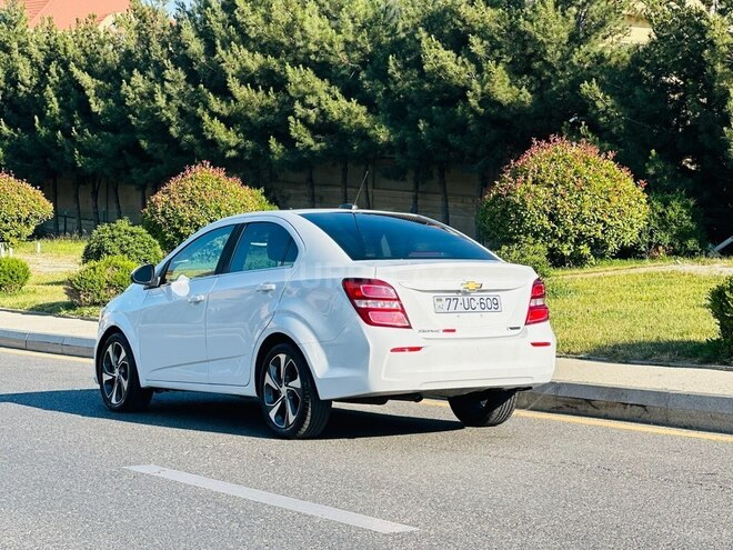 Chevrolet Aveo-4