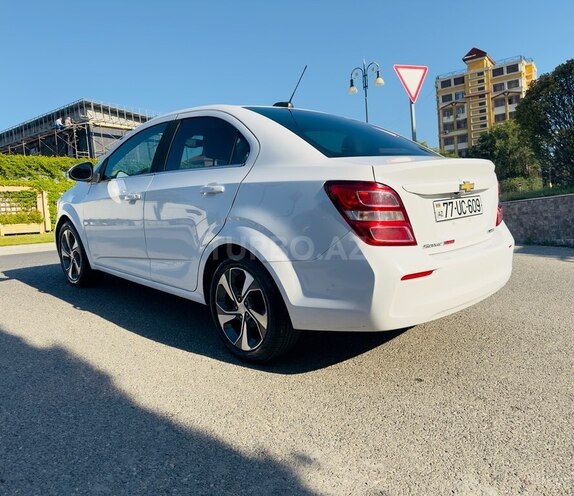 Chevrolet Aveo-9
