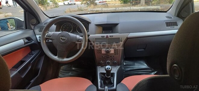 Opel Astra 2006, 198,200 km - 1.4 l - Bakı