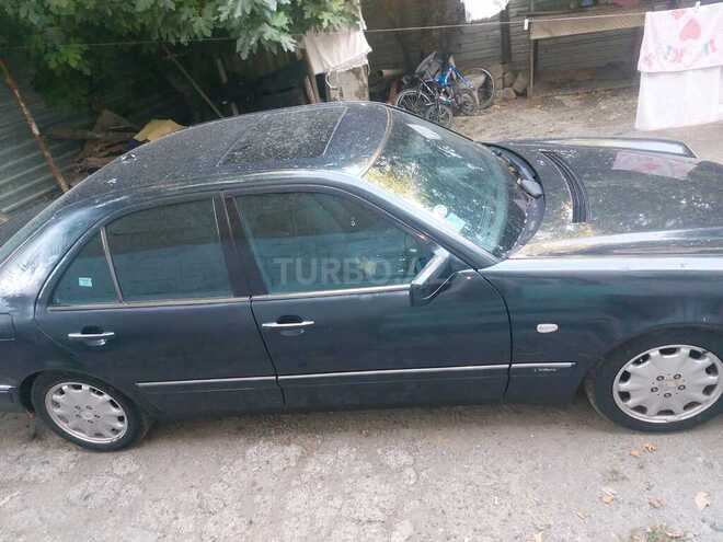 Mercedes E 280 1998, 330,000 km - 2.8 l - Mingəçevir