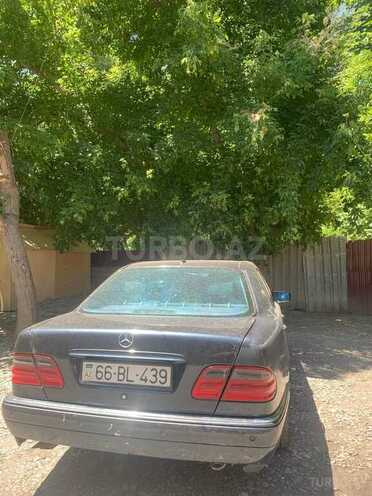 Mercedes E 280 1998, 330,000 km - 2.8 l - Mingəçevir