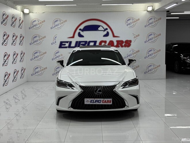 Lexus ES 300h-8