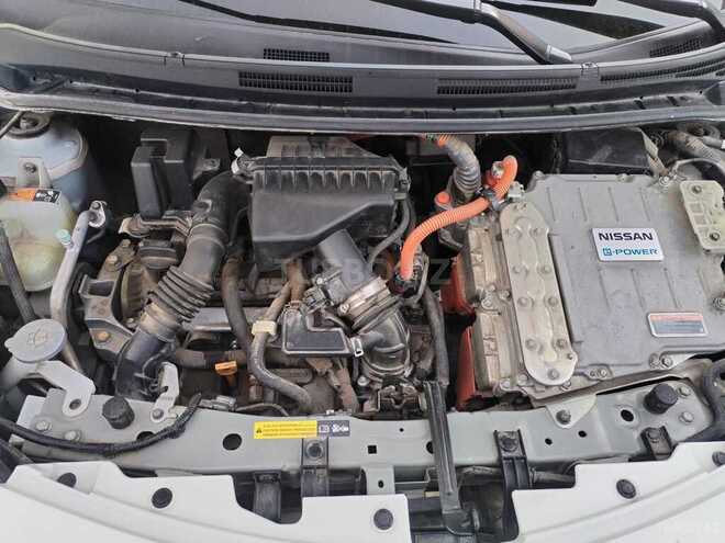 Nissan Note-8