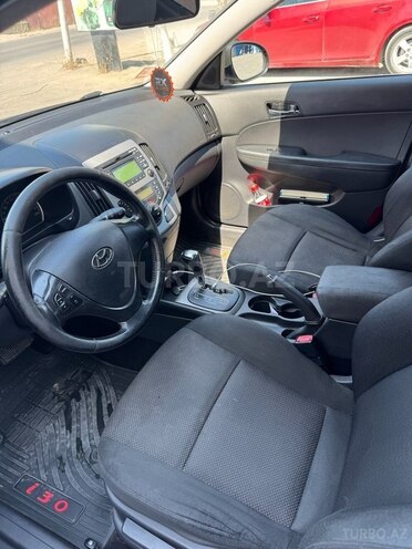 Hyundai i30 2009, 175,000 km - 1.6 л - Sumqayıt