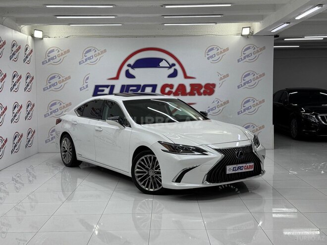 Lexus ES 300h-15