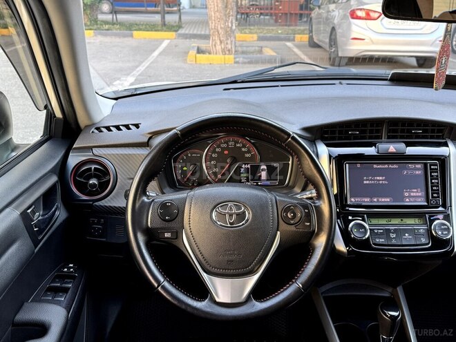 Toyota Corolla Fielder 2016, 136,000 km - 1.5 l - Bakı