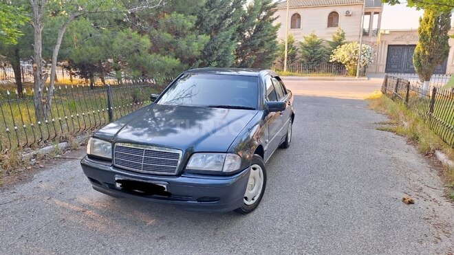 Mercedes C 180-3