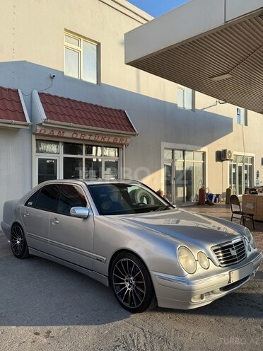 Mercedes E 280 2000, 384,585 km - 2.8 l - Bakı
