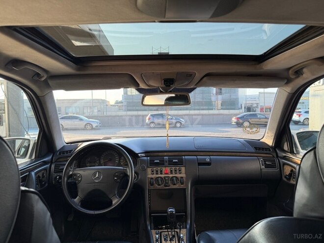 Mercedes E 280 2000, 384,585 km - 2.8 l - Bakı