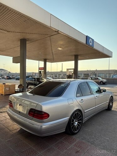 Mercedes E 280 2000, 384,585 km - 2.8 l - Bakı