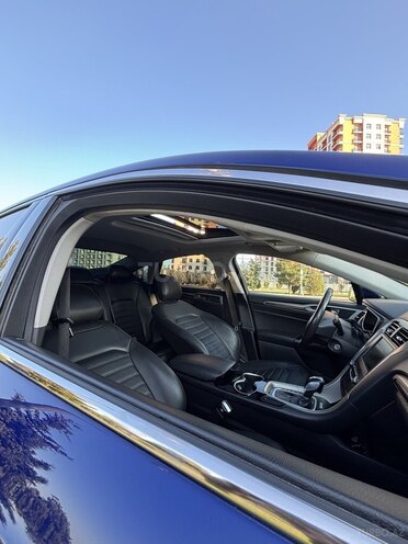 Ford Fusion (North America)-15