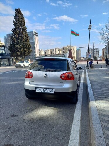 Volkswagen Golf 2005, 320,000 km - 2.0 l - Bakı