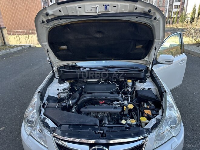 Subaru Legacy-16