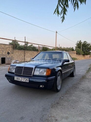 Mercedes E 260 1990, 292,000 km - 2.6 l - Bakı